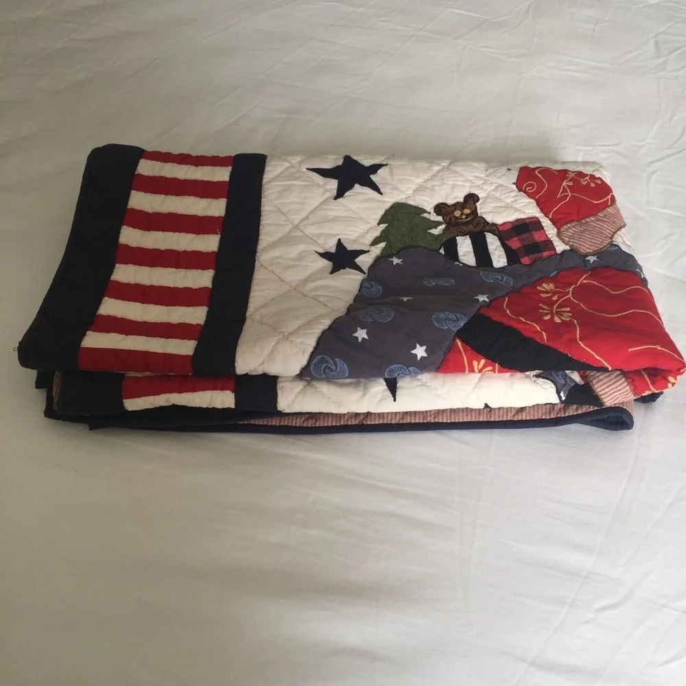 Handmade Quilt Patchwork Red White Blue Christmas Santa Americana Small 43
